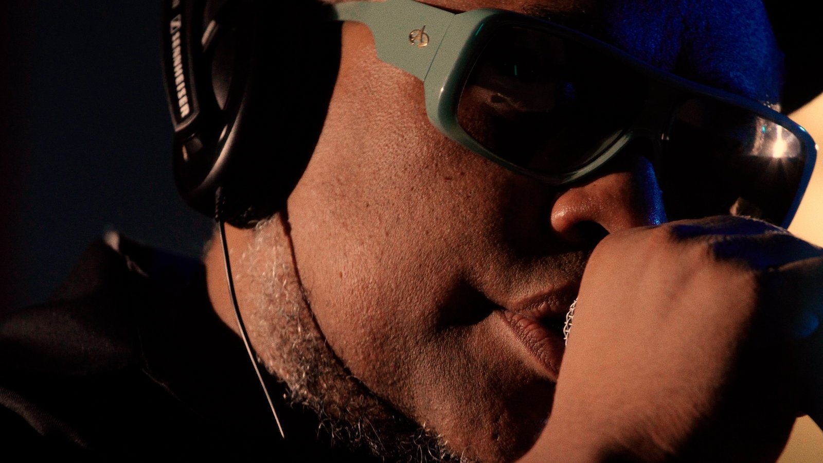 LOW / LIVE: BNegão & Black Mantra